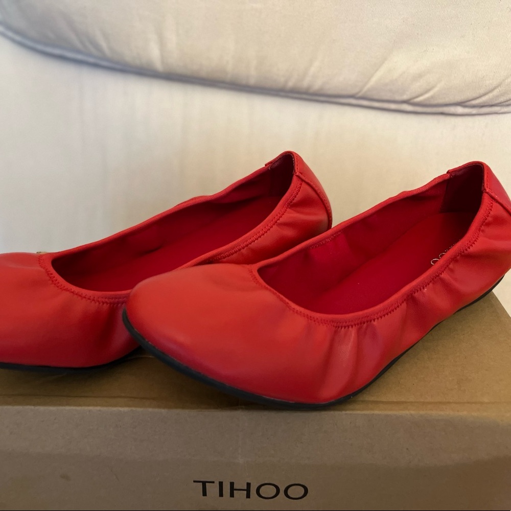 New w/o tag in original box. Never worn. Comfy red slides. Dress up or down!
